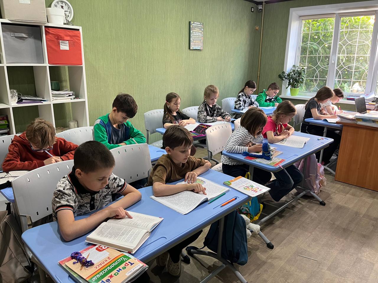 Урок в классе школы «Эталон»
